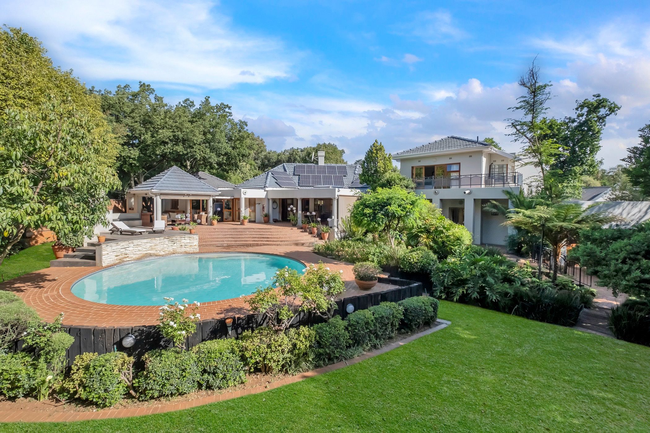 House for sale in Saxonwold - HP1684443