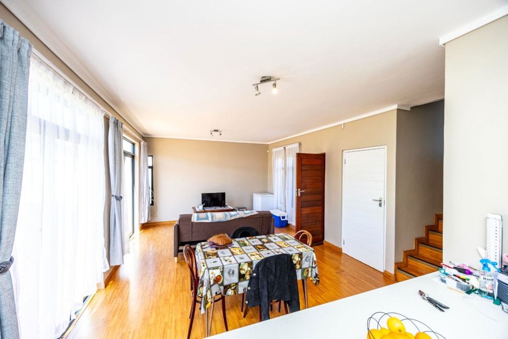 Townhouse for sale in Nahoon Valley Park - 1EZ1719493 Townhouse for sale in Nahoon Valley Park - 1EZ1719493