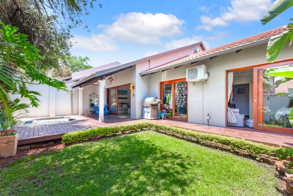 Apartment for sale in Paulshof - FW1718401 Apartment for sale in Paulshof - FW1718401