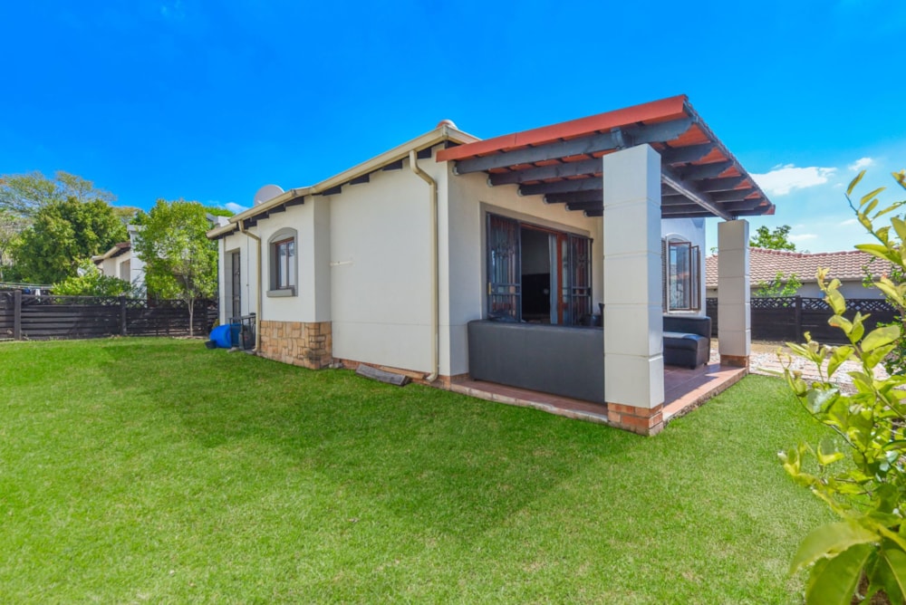 Townhouse for sale in Paulshof - FW1715283 Townhouse for sale in Paulshof - FW1715283