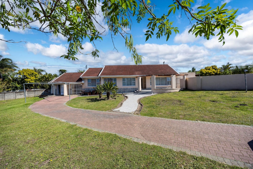 House for sale in Beacon Bay - 1EZ1718256 House for sale in Beacon Bay - 1EZ1718256