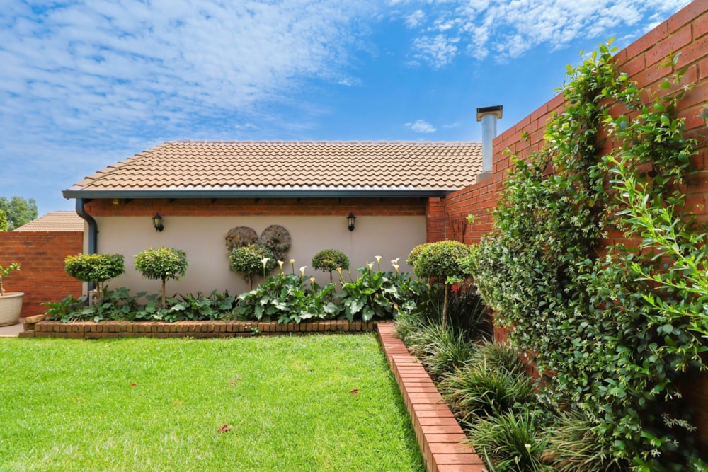 House for sale in Rietvlei Heights Country Estate - CN1718021 House for sale in Rietvlei Heights Country Estate - CN1718021