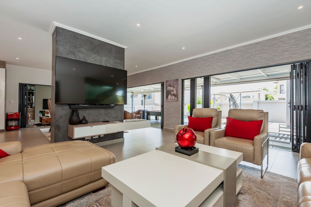 Security estate home for sale in Aspen Lakes - 1GV1718678