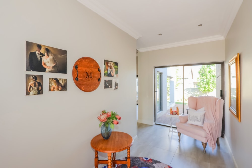 Single-storey house for sale in Leloko Estate - 1HR1717495