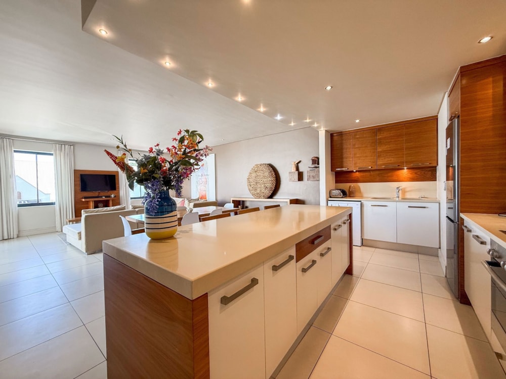 Apartment for sale in Eastcliff, Hermanus - HF1716492 Apartment for sale in Eastcliff, Hermanus - HF1716492