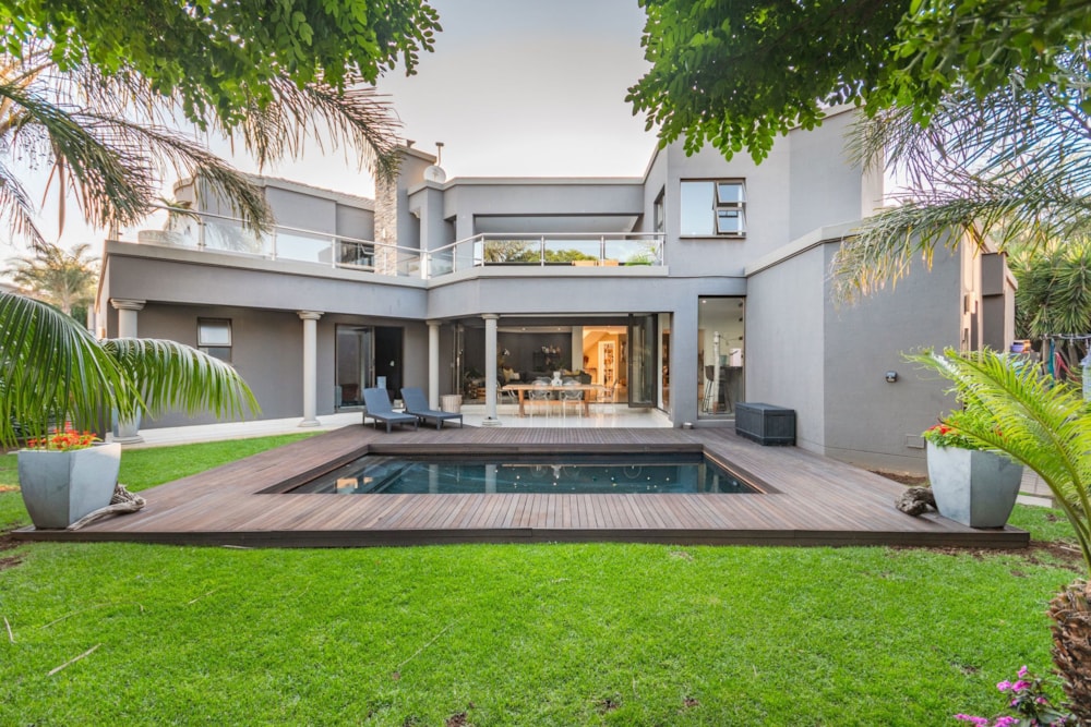 Double-storey house for sale in Ebotse Golf Estate - EN1719520 Double-storey house for sale in Ebotse Golf Estate - EN1719520