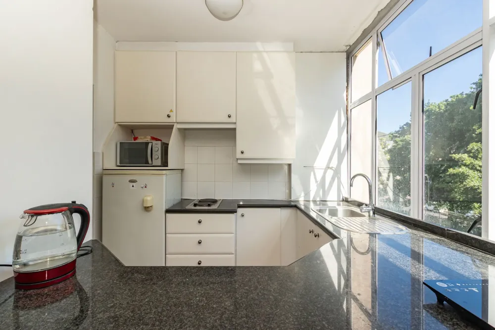 Apartment sold in Rondebosch - KW1719159 Apartment sold in Rondebosch - KW1719159