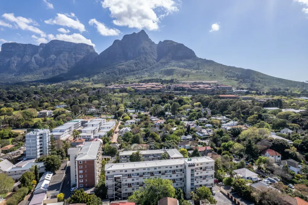 Apartment sold in Rondebosch - KW1719398 Apartment sold in Rondebosch - KW1719398