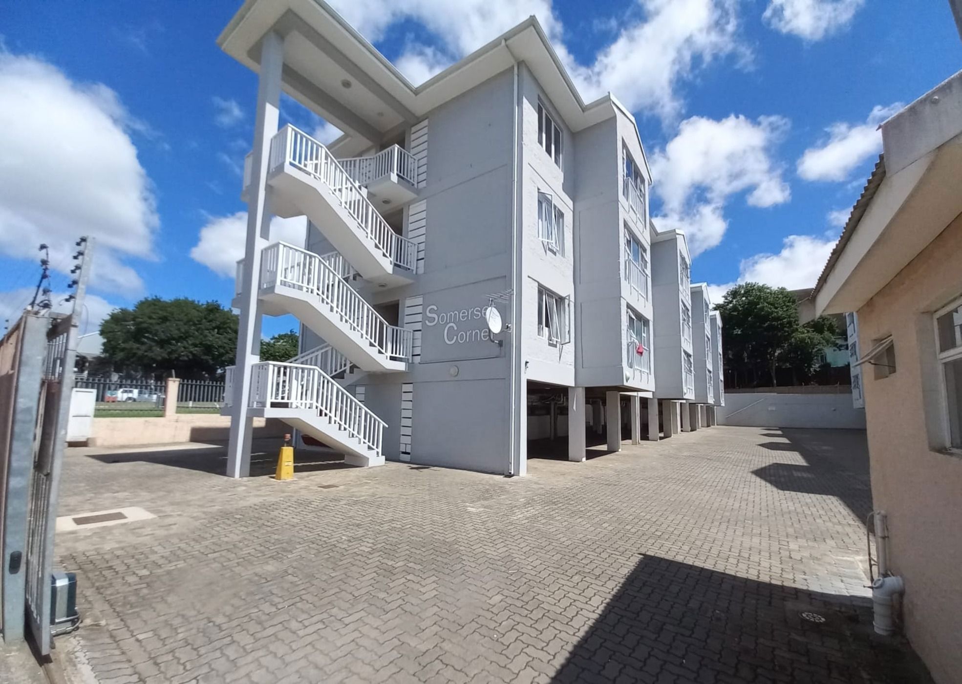 Apartment to rent in Grahamstown Central (Makhanda Central)  - 1GC1718459