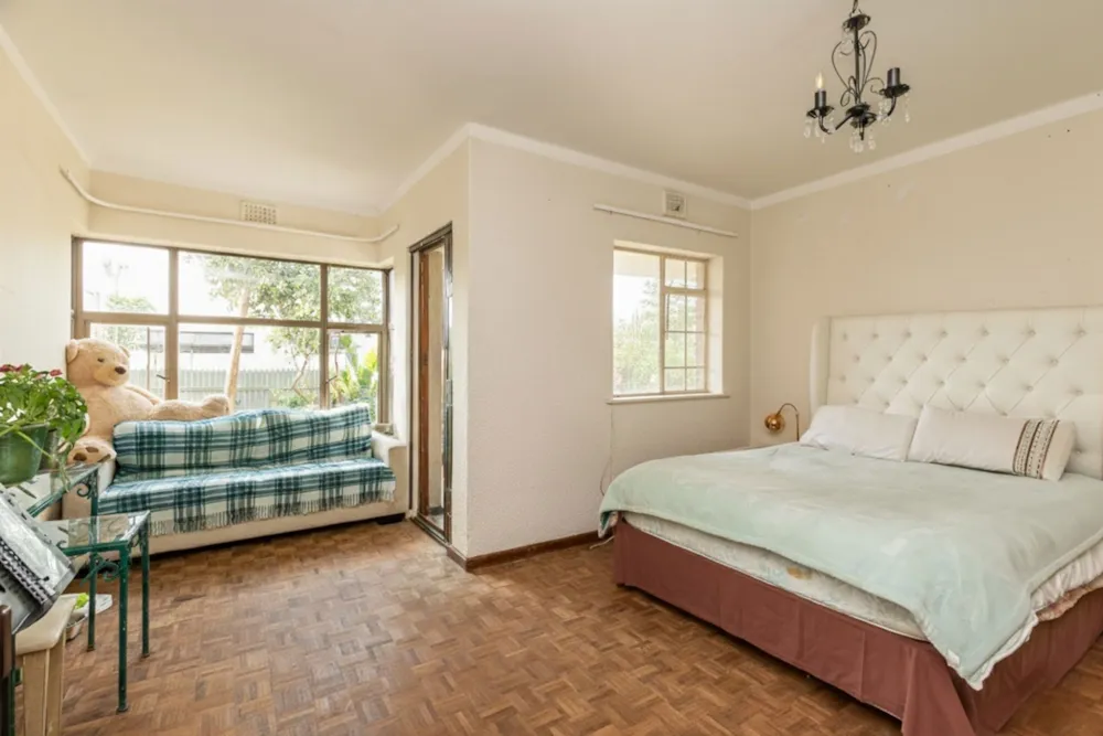 Apartment sold in Kenilworth Upper - KW1718632 Apartment sold in Kenilworth Upper - KW1718632