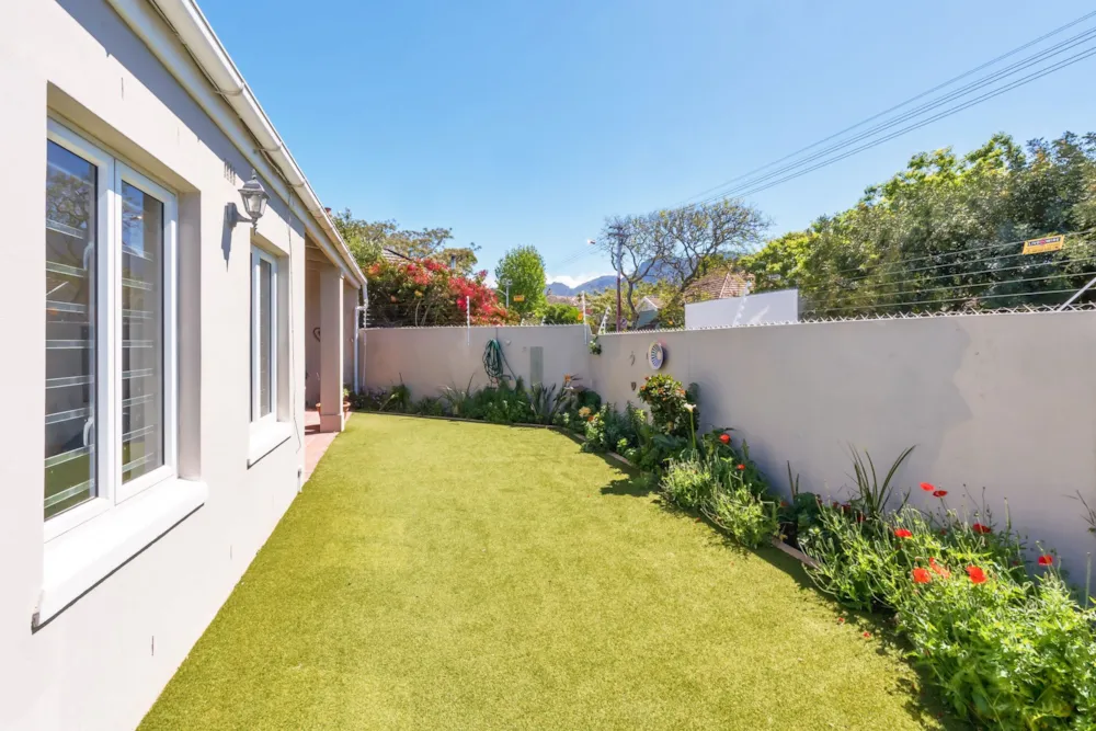 Double-storey house sold in Kenilworth, Cape Town - KW1717791 Double-storey house sold in Kenilworth, Cape Town - KW1717791