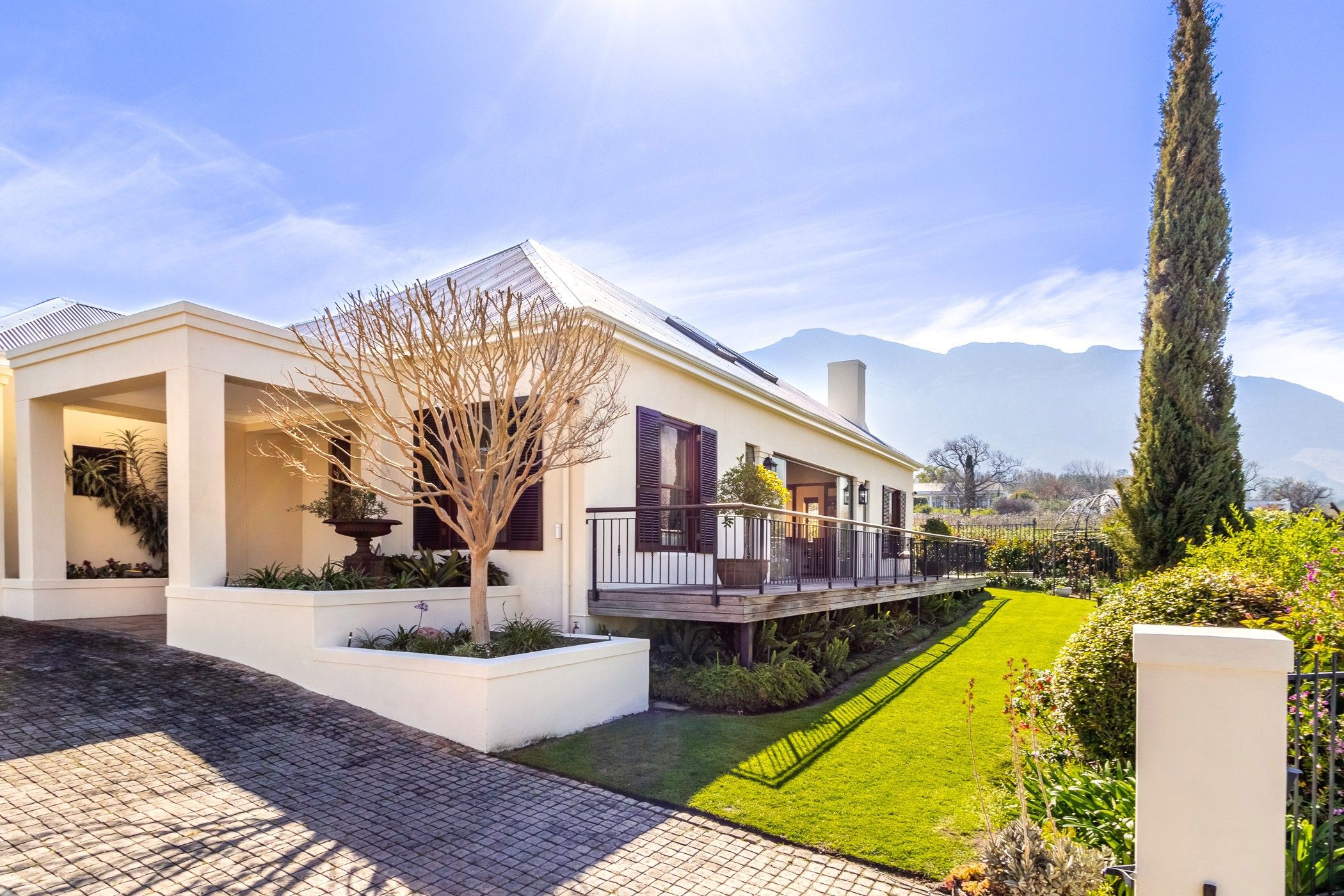 House for sale in Franschhoek - FWI1713608