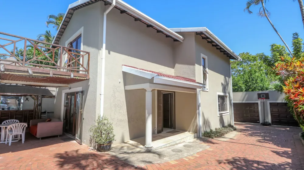 Double-storey house for sale in Durban North - 1ND1718269 Double-storey house for sale in Durban North - 1ND1718269