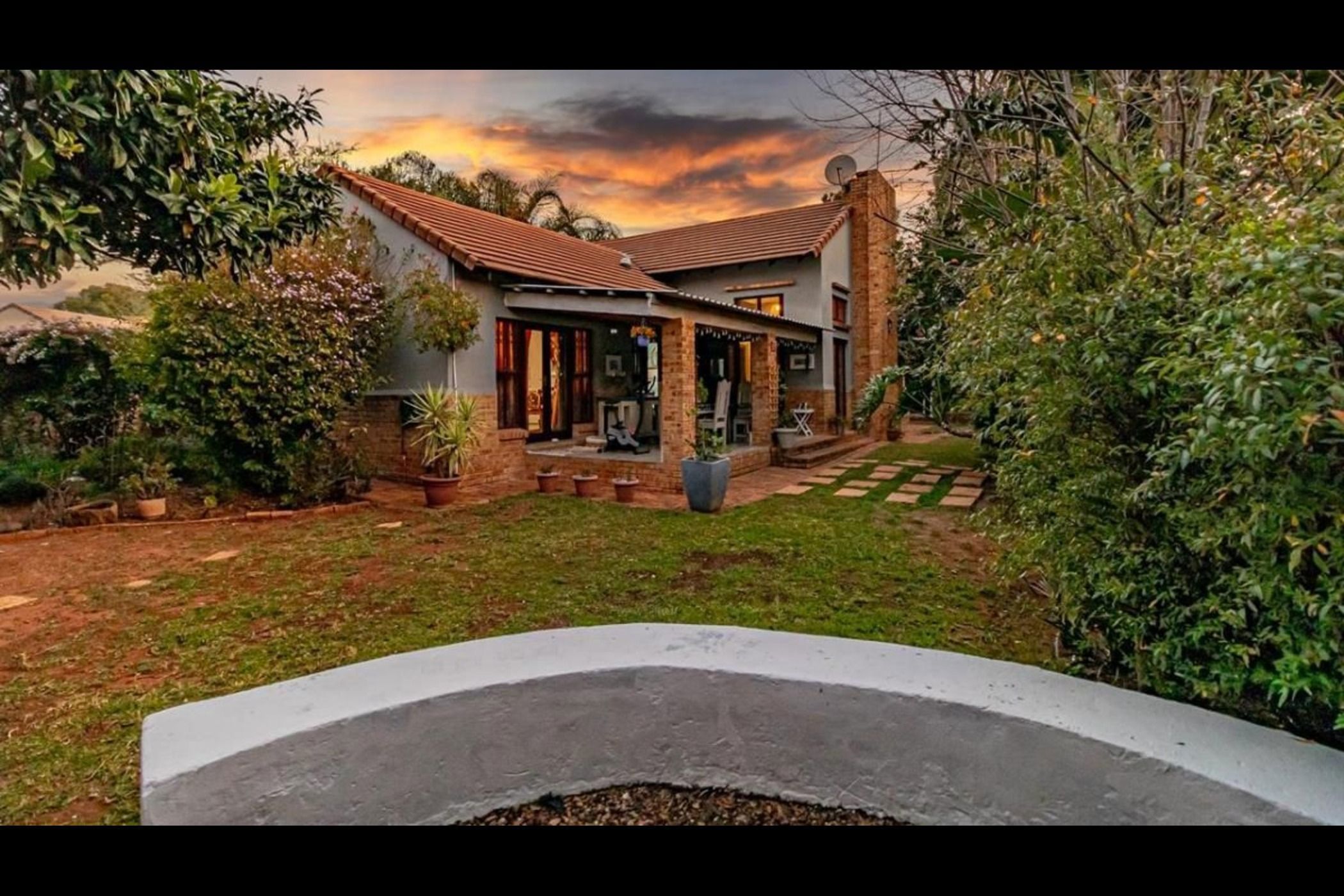 House for sale in Willowbrook - RAN1718131