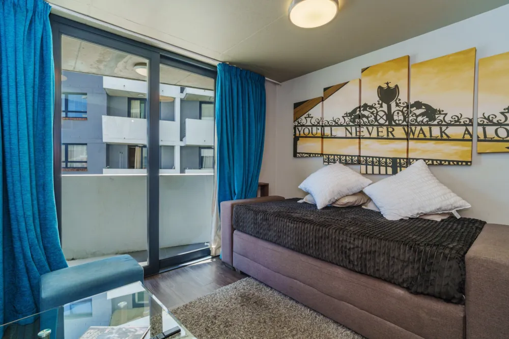 Studio apartment sold in Observatory, Cape Town - KW1719575 Studio apartment sold in Observatory, Cape Town - KW1719575