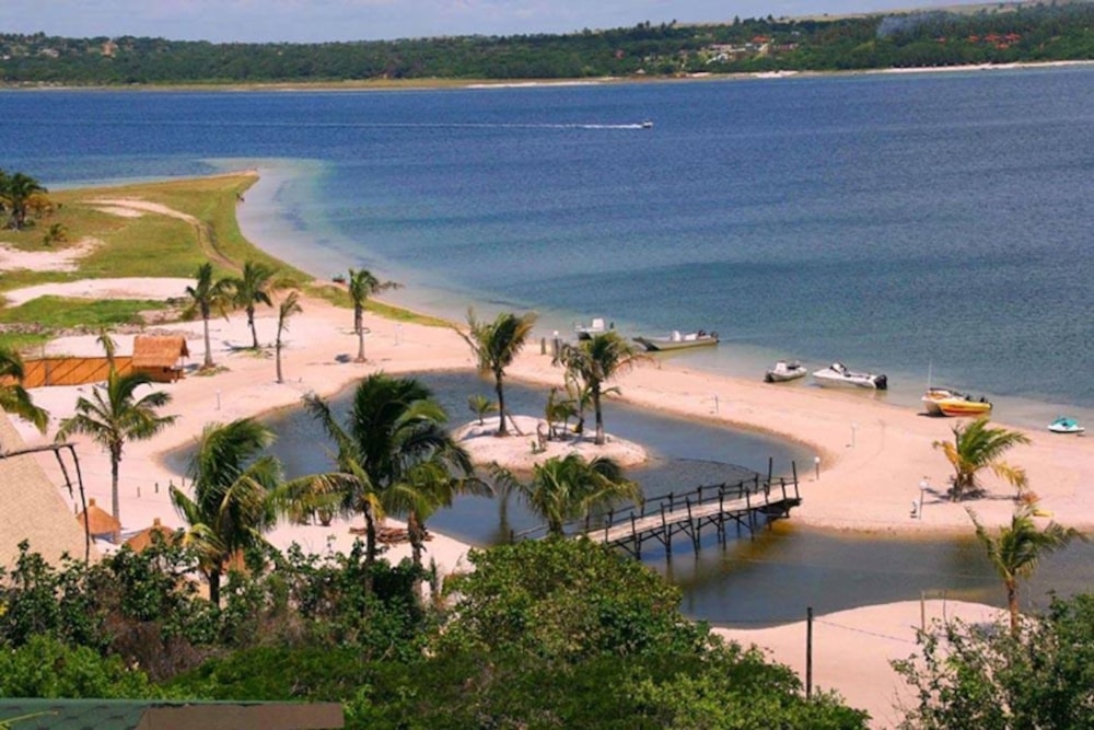 Beach resort for sale in Bilene, Mozambique - 3MQ1679712