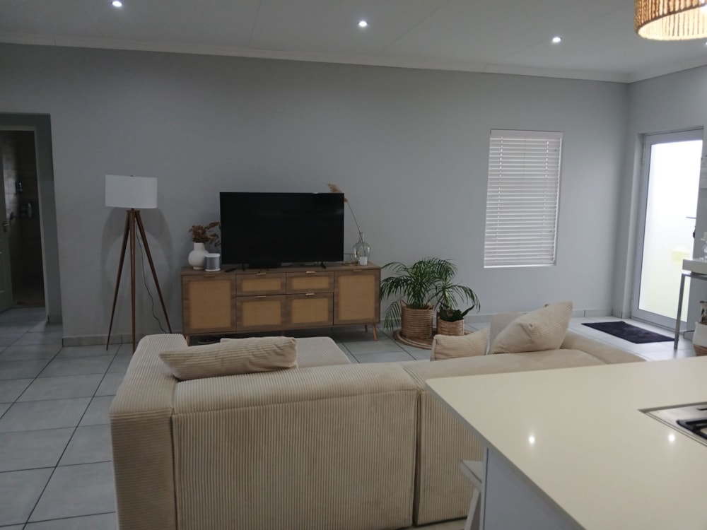 House for sale in Wave Crest - 1JF1716771 House for sale in Wave Crest - 1JF1716771