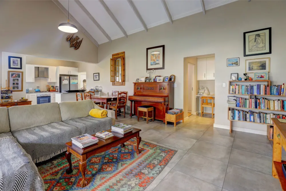 Security estate home let in Kraaibosch Country Estate - GEO1717500