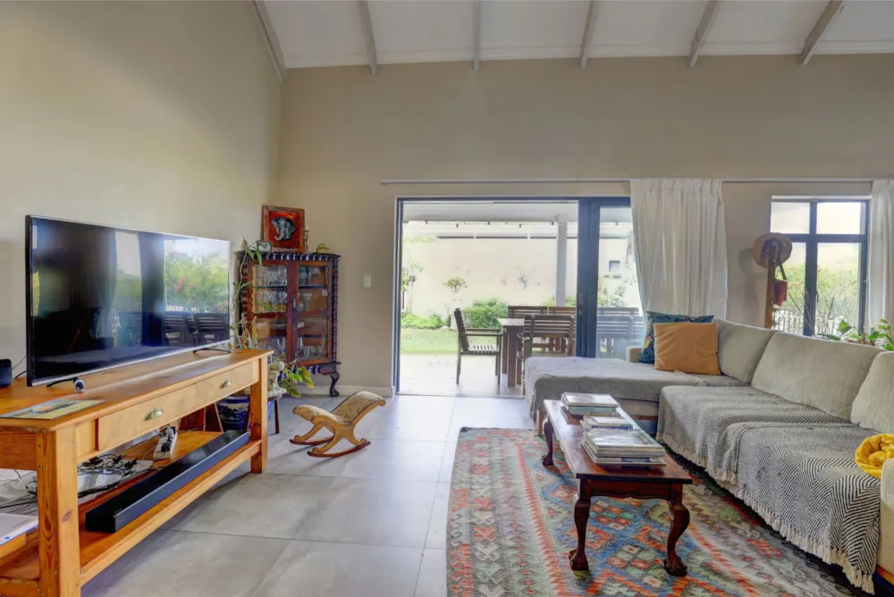 Security estate home let in Kraaibosch Country Estate - GEO1717500