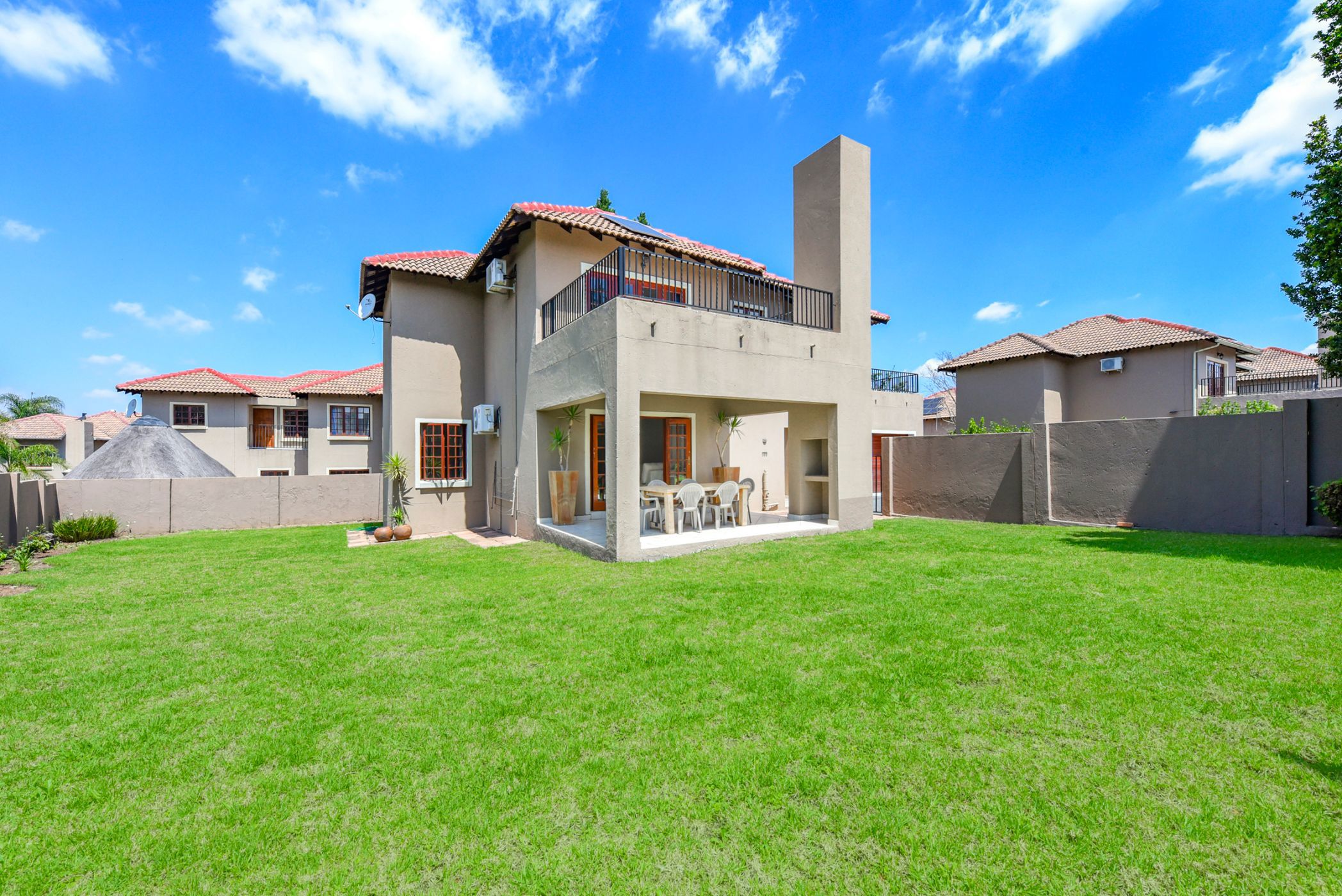 Townhouse for sale in Craigavon - FW1716868