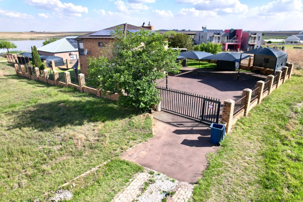 House for sale in Summer Place Estate - PRN1714698