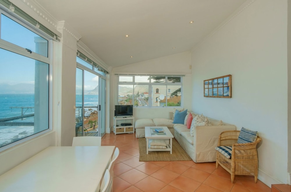 Apartment for sale in Muizenberg - FH1717655