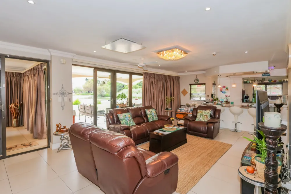 Security estate home for sale in Westlake, Hartbeespoort - 1HR1720060 Security estate home for sale in Westlake, Hartbeespoort - 1HR1720060