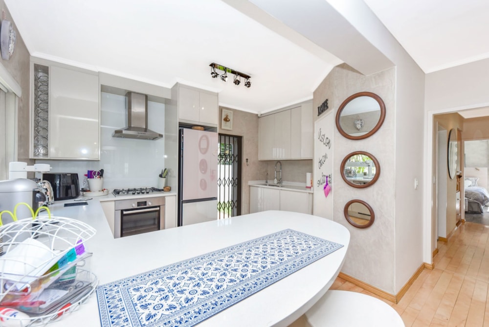 House for sale in Sunninghill - FW1717032 House for sale in Sunninghill - FW1717032