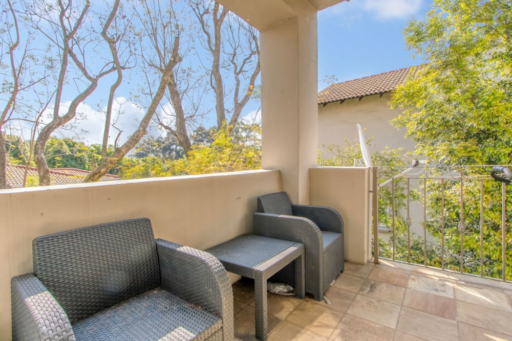 Apartment for sale in Oaklands, Johannesburg - HP1716064 Apartment for sale in Oaklands, Johannesburg - HP1716064