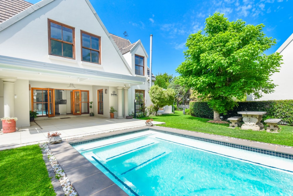 Cluster for sale in Bryanston - HP1718659 Cluster for sale in Bryanston - HP1718659