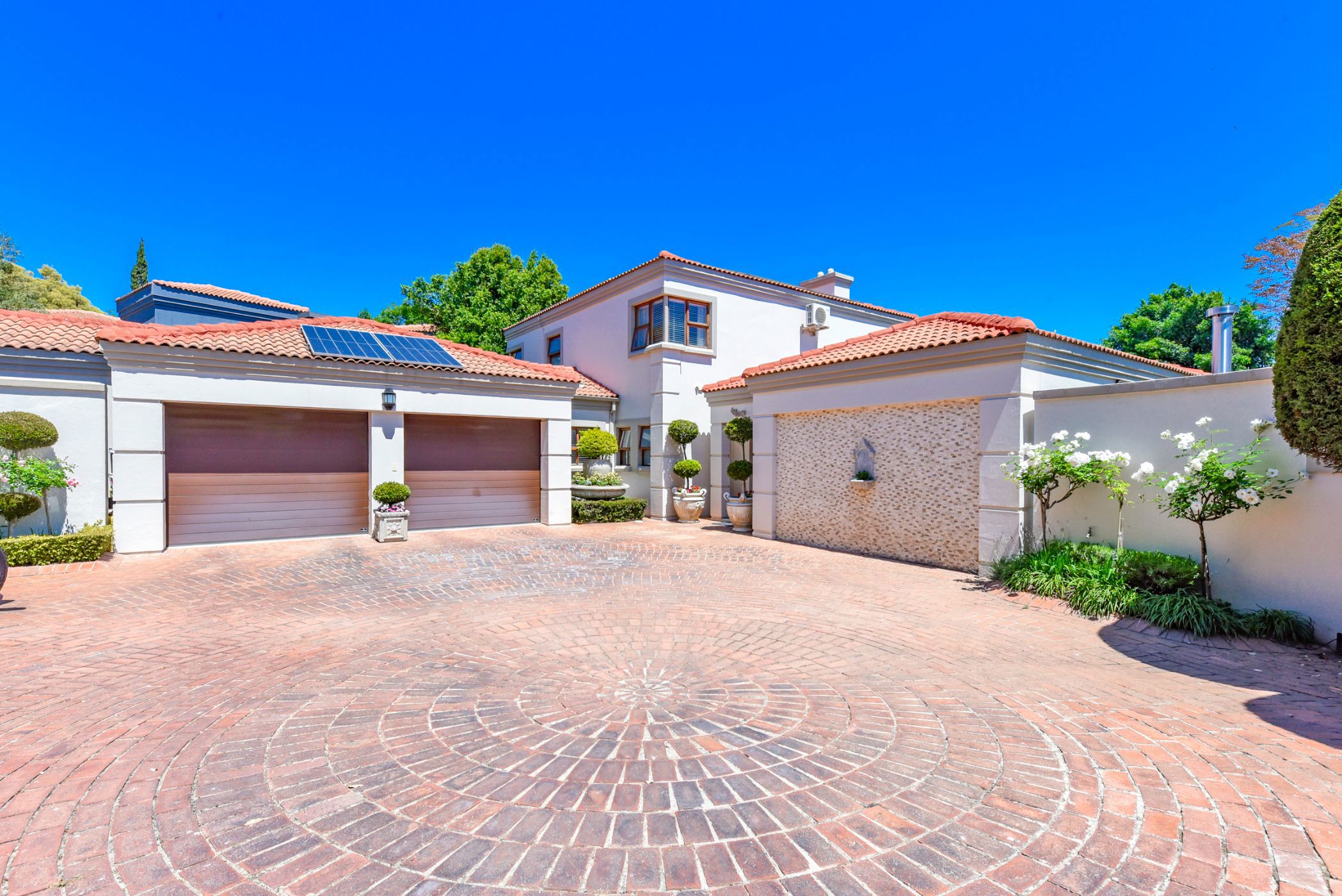 Cluster for sale in Bryanston - HP1717132