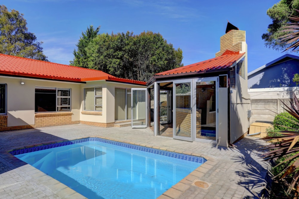 House let in Heatherlands - GEO1717647 House let in Heatherlands - GEO1717647