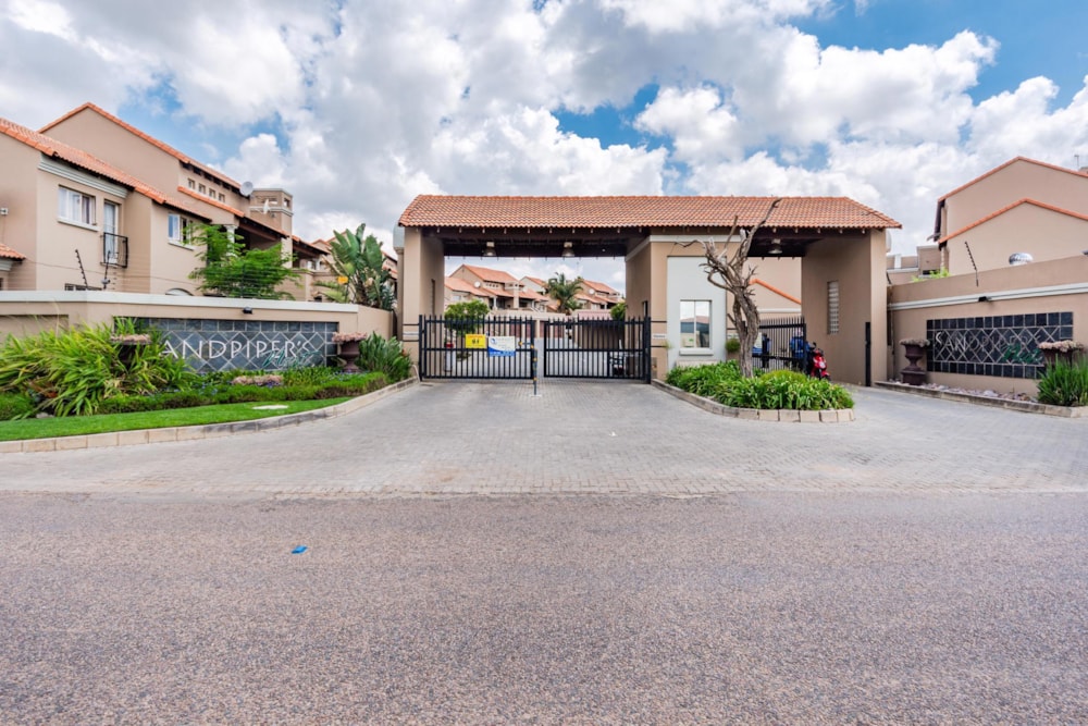 Townhouse for sale in Glen Marais - KTP1719989