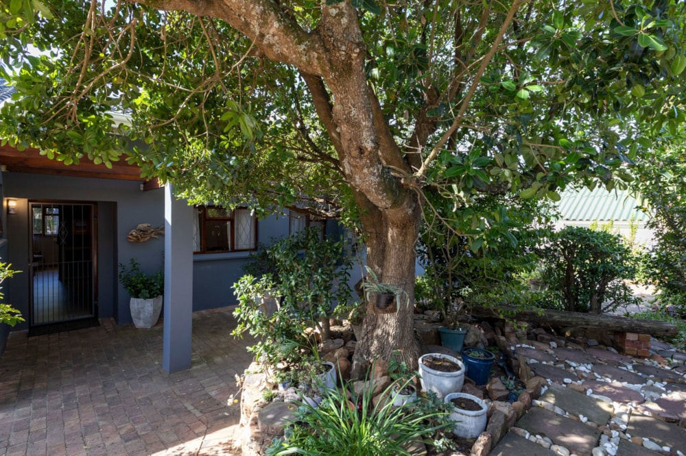 House for sale in Kenton on Sea - 1KO1719095 House for sale in Kenton on Sea - 1KO1719095