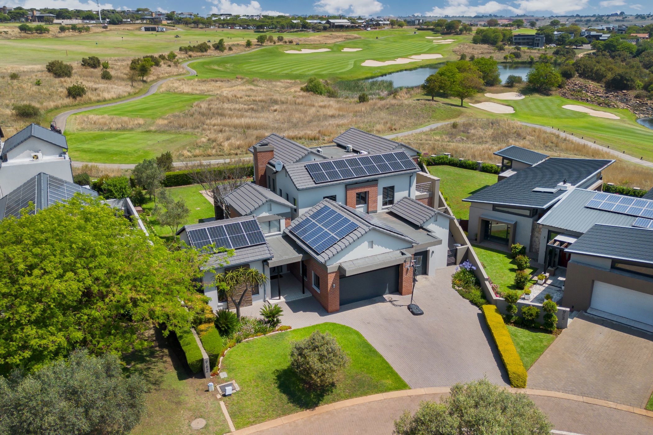 Double-storey house for sale in Copperleaf - 1CU1719738