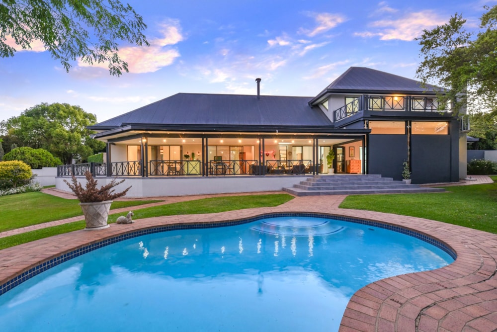 Double-storey house for sale in Dainfern Golf Estate - FW1718653