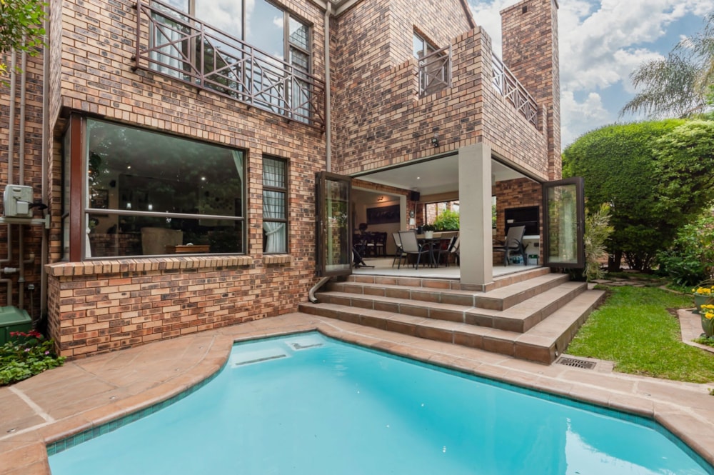 Multi-storey house for sale in Bedfordview Area - BED1723126