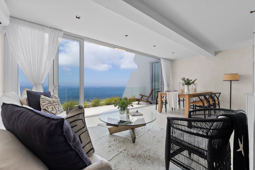 Apartment for sale in Camps Bay - AS1718995