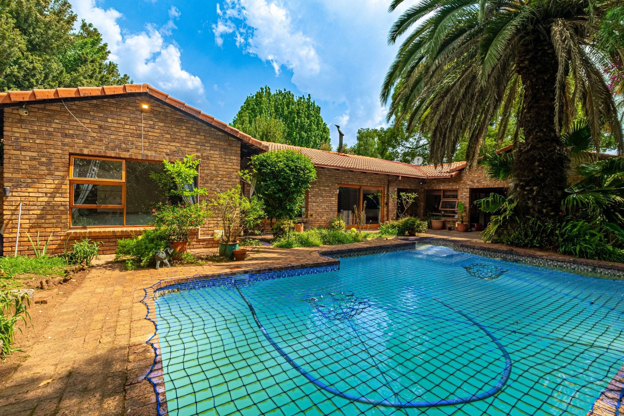 House for sale in Parktown North - HP1719750