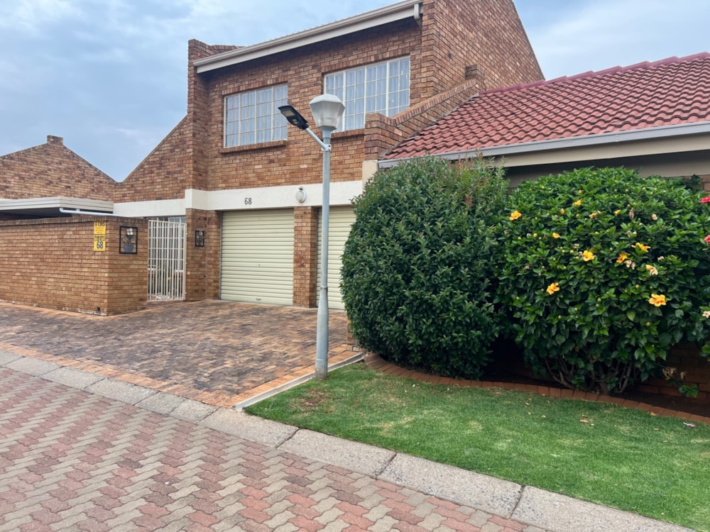 House for sale in Norton Home Estate - EN1720766 House for sale in Norton Home Estate - EN1720766