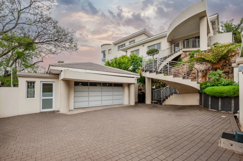 Multi-storey house for sale in Bedfordview - BED1722684 Multi-storey house for sale in Bedfordview - BED1722684