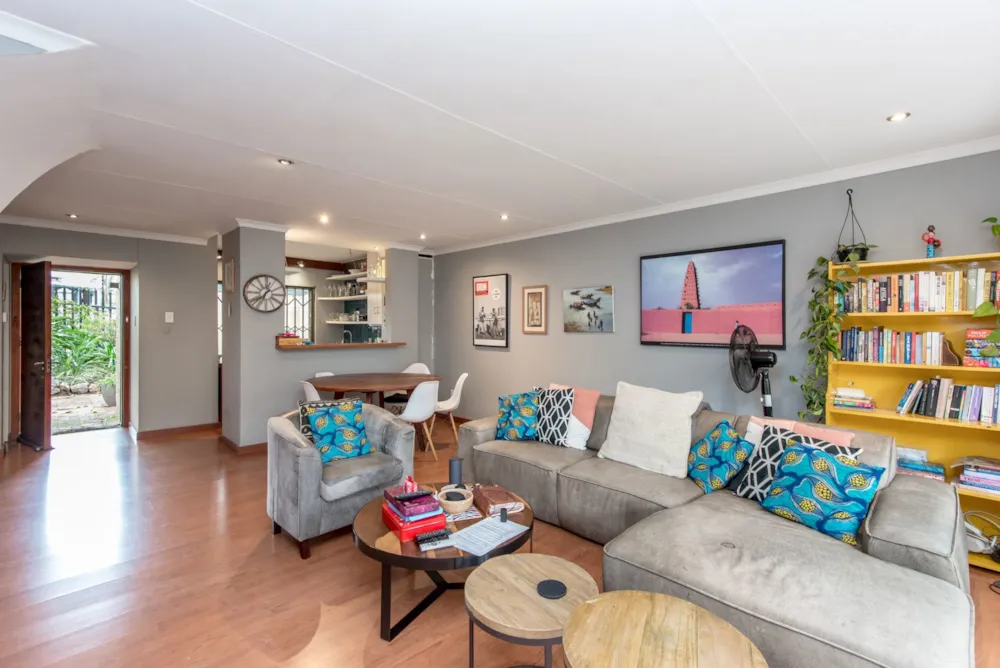 Townhouse sold in Craighall Park - HP1723770 Townhouse sold in Craighall Park - HP1723770
