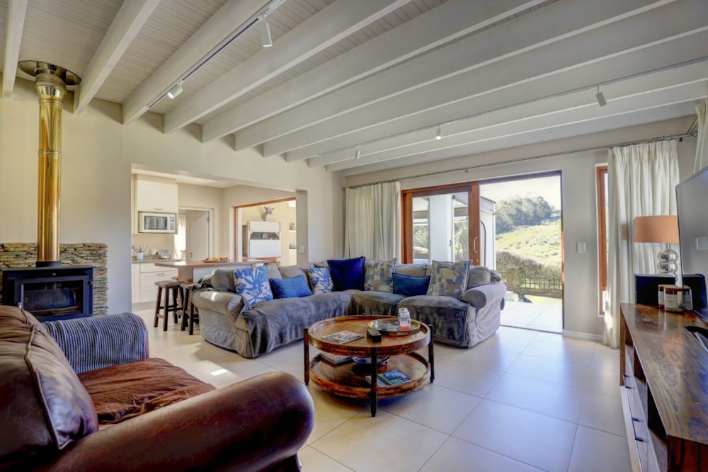 Security estate home for sale in Kraaibosch Manor - GEO1721540