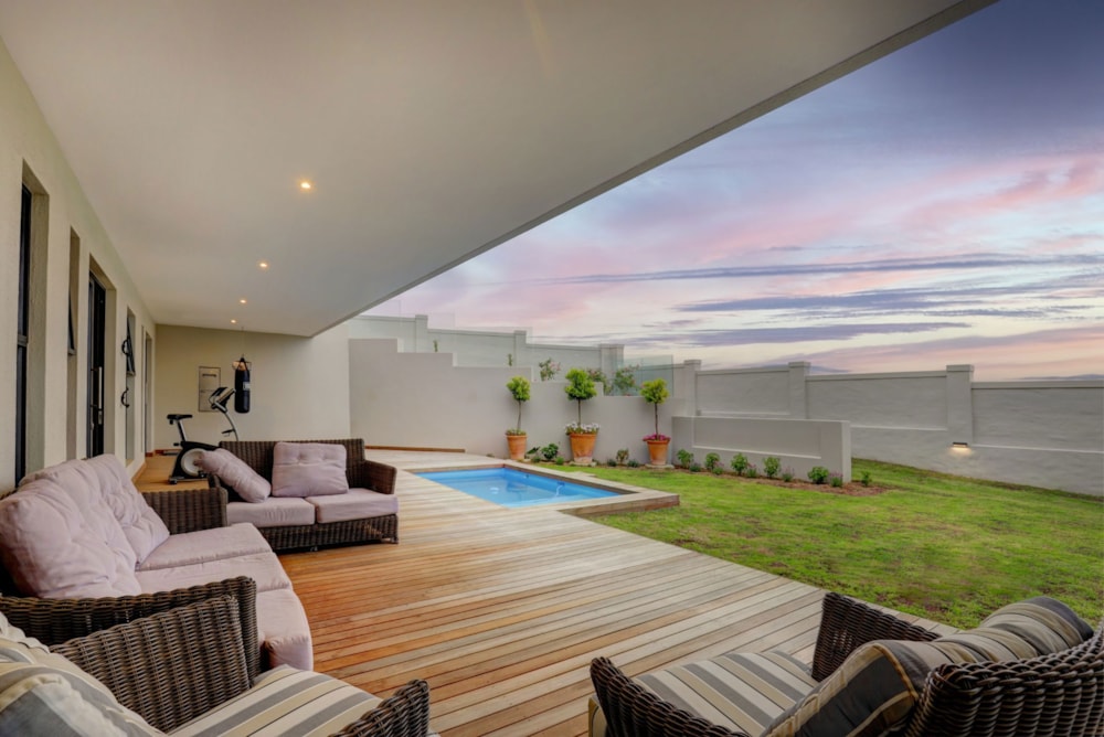 Golf estate house for sale in Kingswood Golf Estate - GEO1720291 Golf estate house for sale in Kingswood Golf Estate - GEO1720291