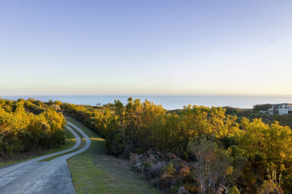 Residential vacant land for sale in Pezula Private Estate - 1KG1722195 Residential vacant land for sale in Pezula Private Estate - 1KG1722195