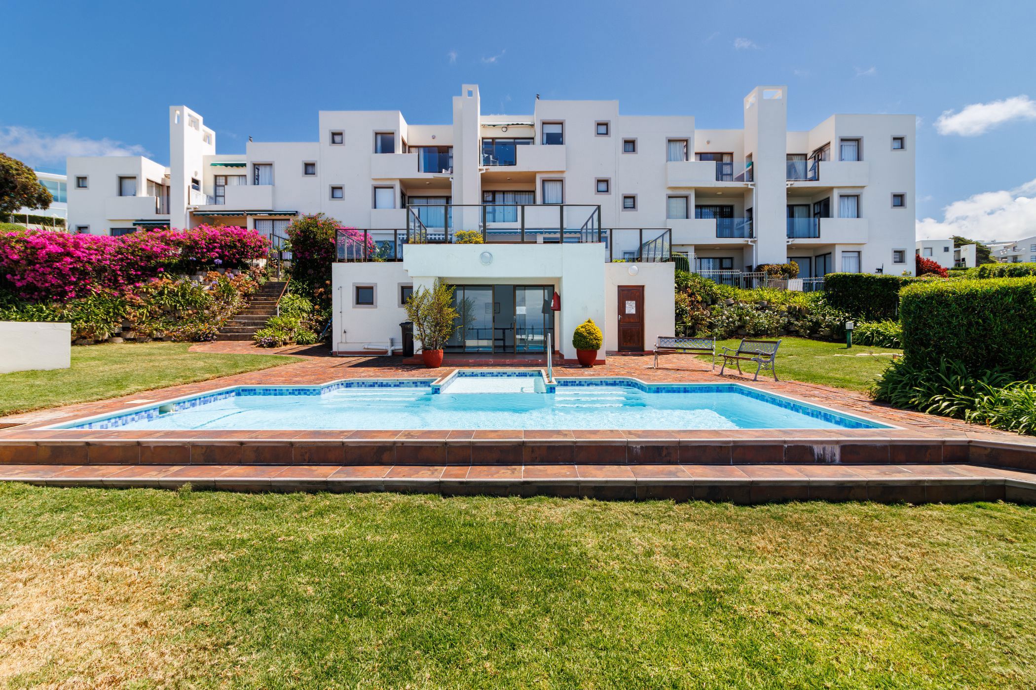 Apartment to rent in Signal Hill, Plettenberg Bay - 1KG1721699