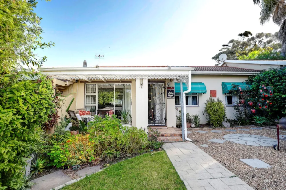 House let in Durbanville Central - NSL1722465 House let in Durbanville Central - NSL1722465