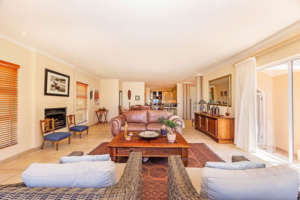 Double-storey house for sale in Aurora, Durbanville - DBV1722706 Double-storey house for sale in Aurora, Durbanville - DBV1722706