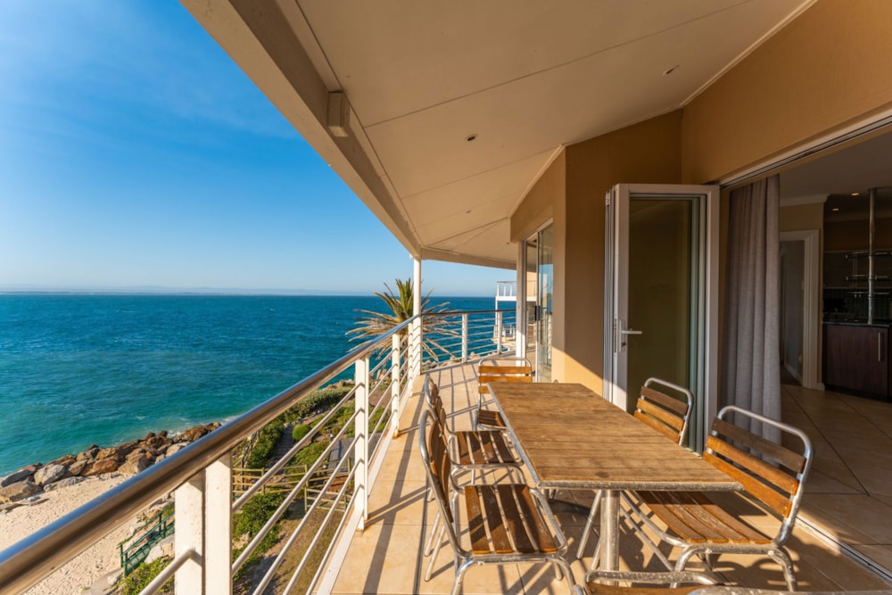 Apartment for sale in Port St Francis - 1SA1719551