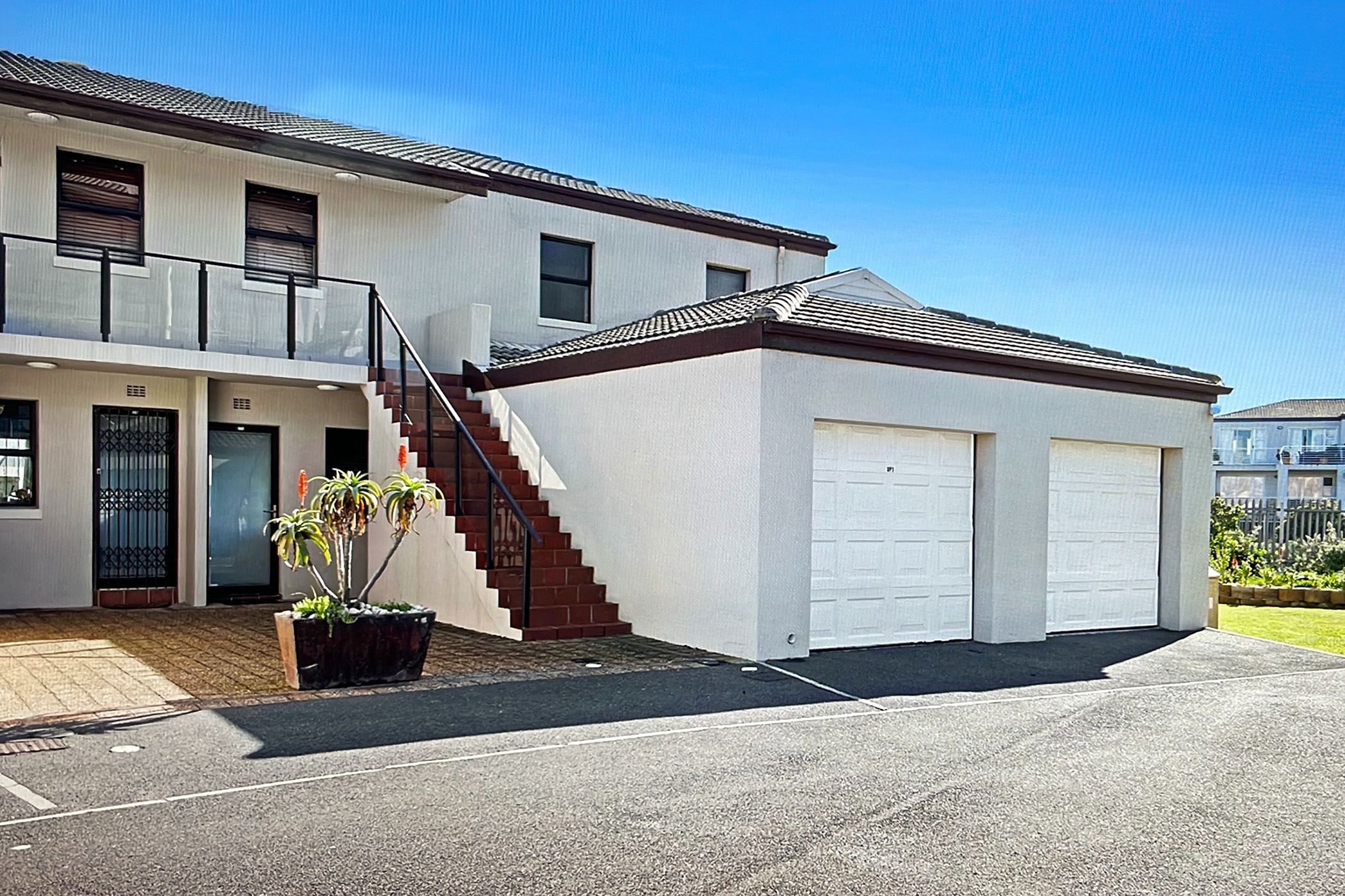 Penthouse apartment for sale in Big Bay - 1TV1720489